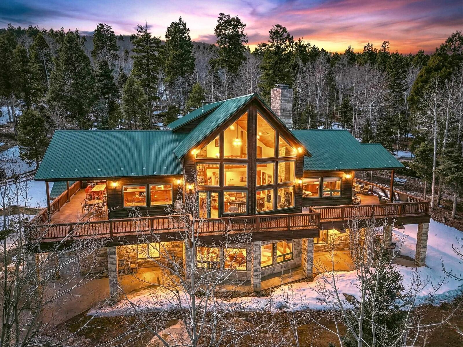 Property Photo: 90 Zia Rd NM 87710