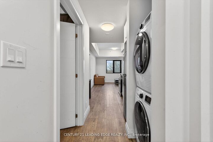 Photo de la propriété: 652 Princess Street 422 ON K7L 3Z9