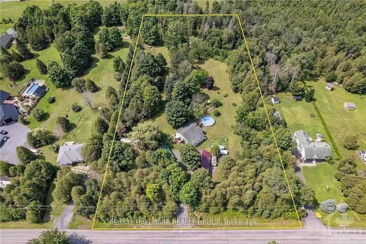 Property Photo: 3838 Kenyon Dam Road ON K0C 1A0
