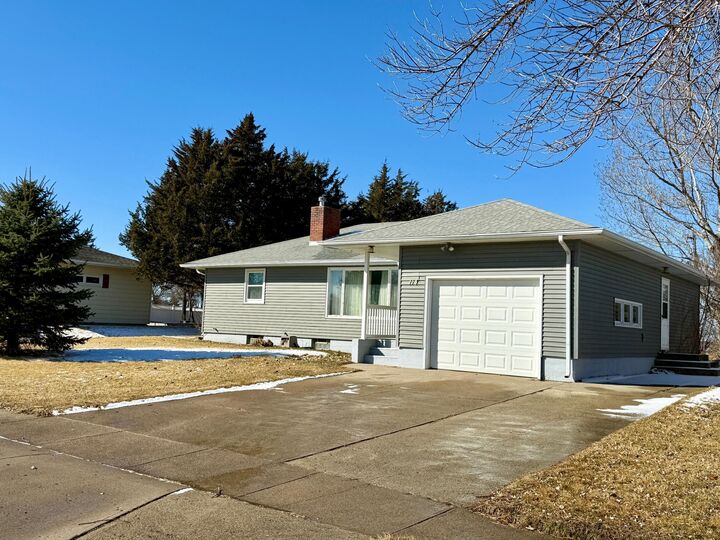 Property Photo: 114 Hilltop Drive SD 57442