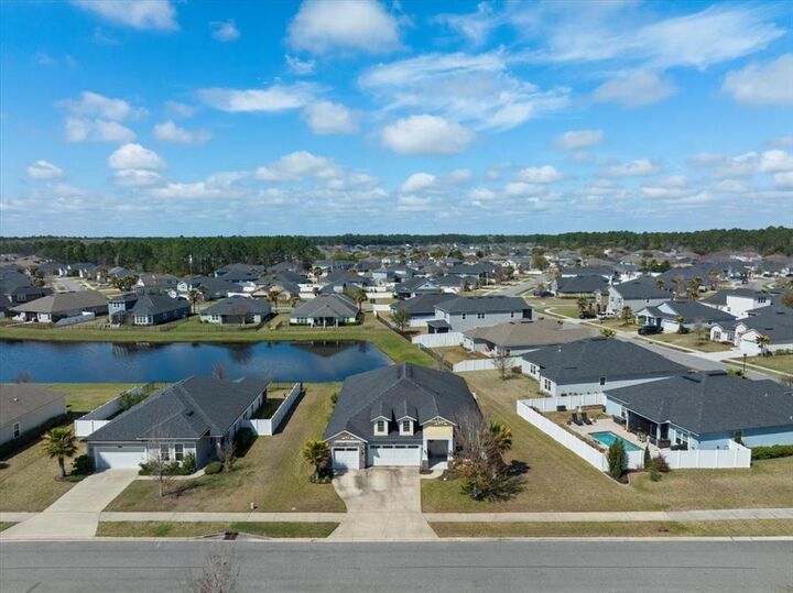 Property Photo: 95134 Snapdragon Drive FL 32034