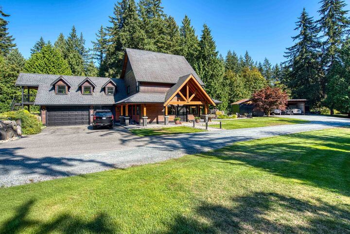 Property Photo: 20078 27 Avenue BC V2Z 1X2