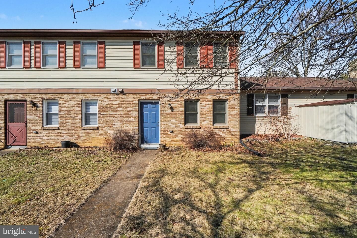 Property Photo:  6903 Salem Park Circle  PA 17050 