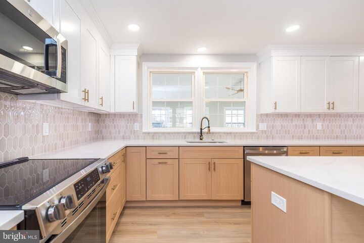 Property Photo:  1433 Sandys Lane  PA 19454 