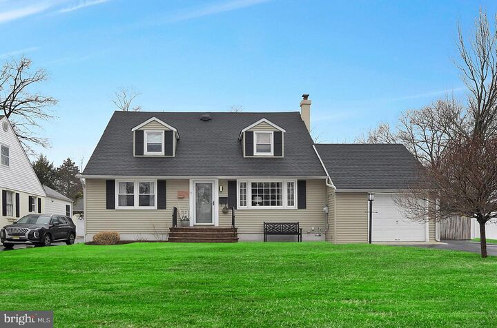 Property Photo:  56 Ridgewood Avenue  NJ 08618 