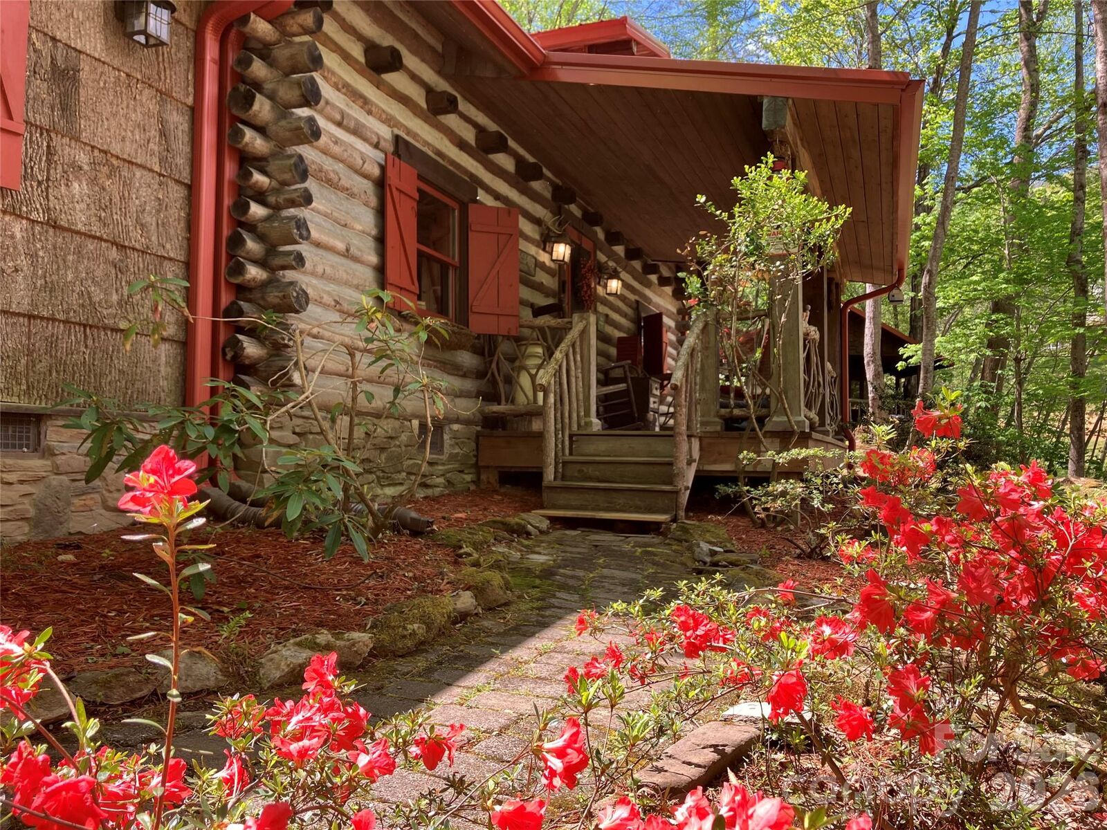 Property Photo:  12 Victoria Rose Lane  NC 28785 