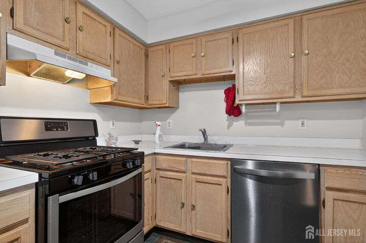 Property Photo:  726 Waterford Drive  NJ 08817 