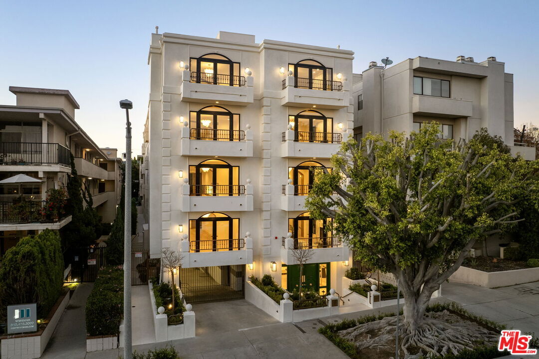 Property Photo: 11923 Gorham Ave CA 90049