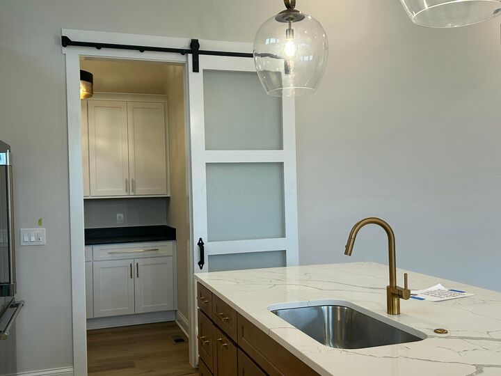 Property Photo:  6059 Victory Lane  OH 43082 