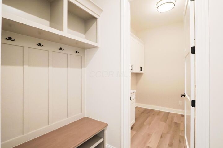 Property Photo:  6059 Victory Lane  OH 43082 