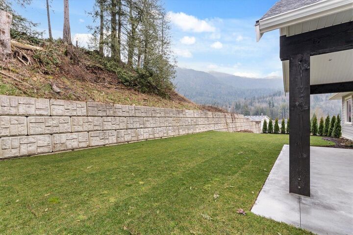 Photo de la propriété: 52845 Lilac Lane 2 BC V0X 1X1