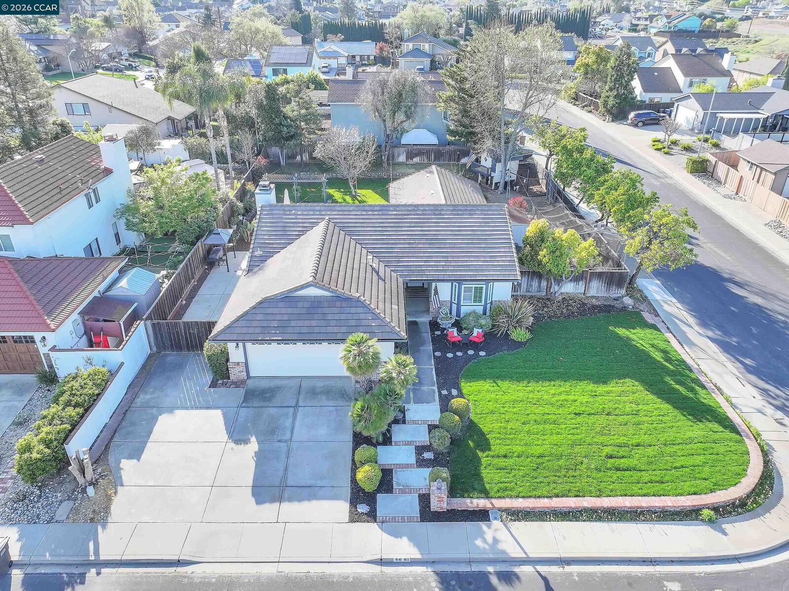 Property Photo:  641 Woodbury Pl  CA 94561 