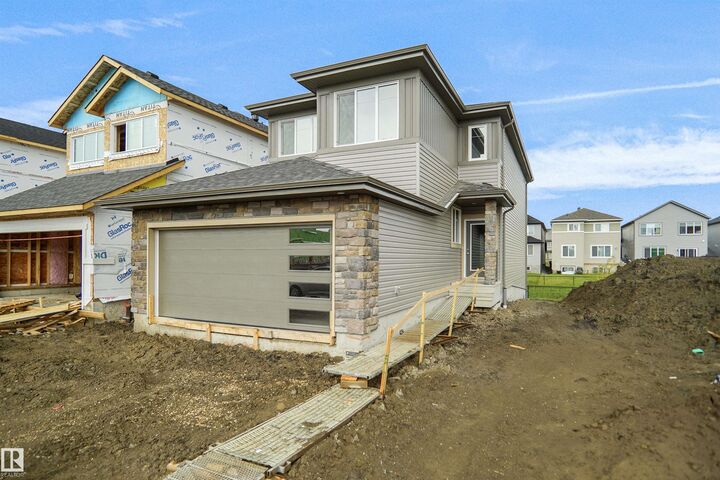 18963 28 Avenue NW — photo 1