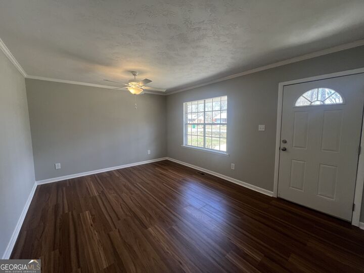 Property Photo:  466 Edgar Circle  GA 30824 