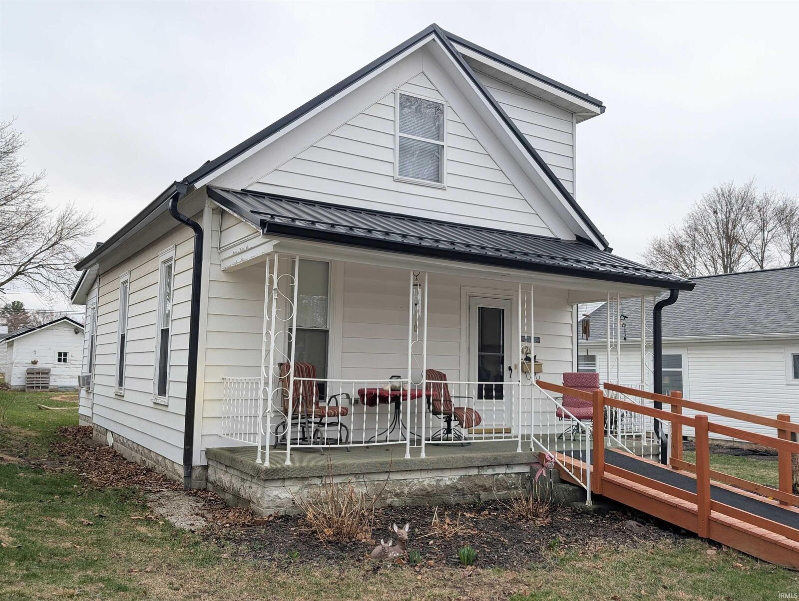 Property Photo:  420 E Central Avenue  IN 46714 