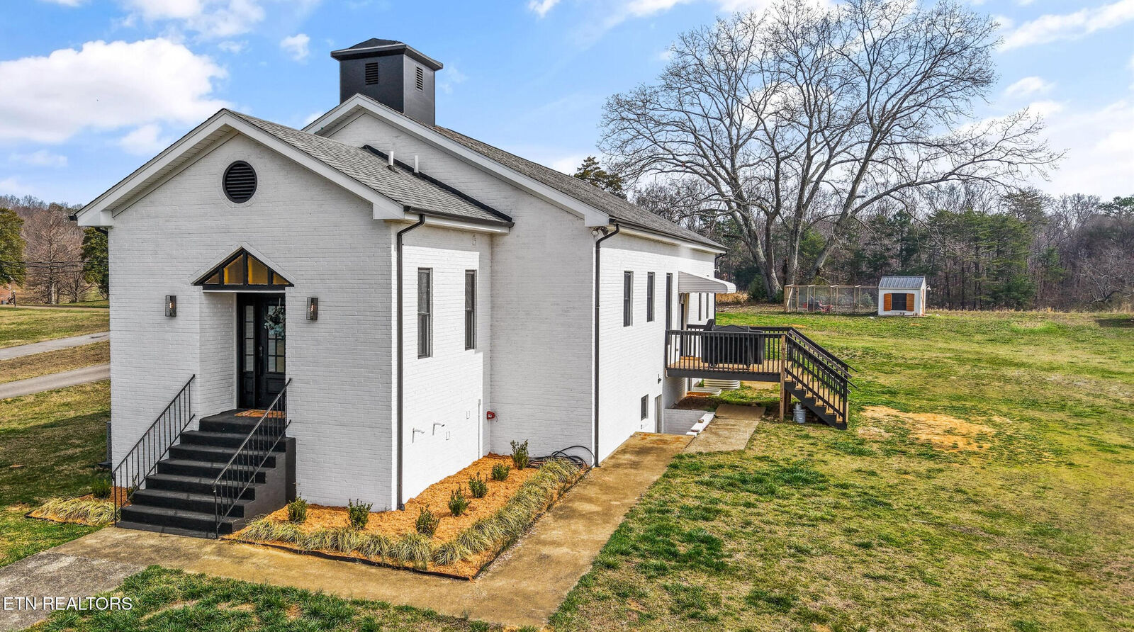 Property Photo:  13161 Vonore Rd  TN 37774 