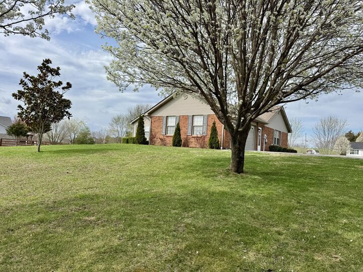 Property Photo:  336 Springhurst Drive  KY 40403 