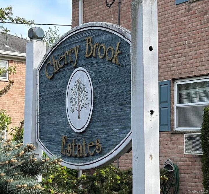 Property Photo:  140 Meyer Oval 140  NY 10965 