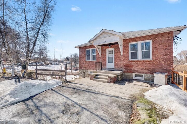 Property Photo:  44 Cedar Avenue  NY 12553 