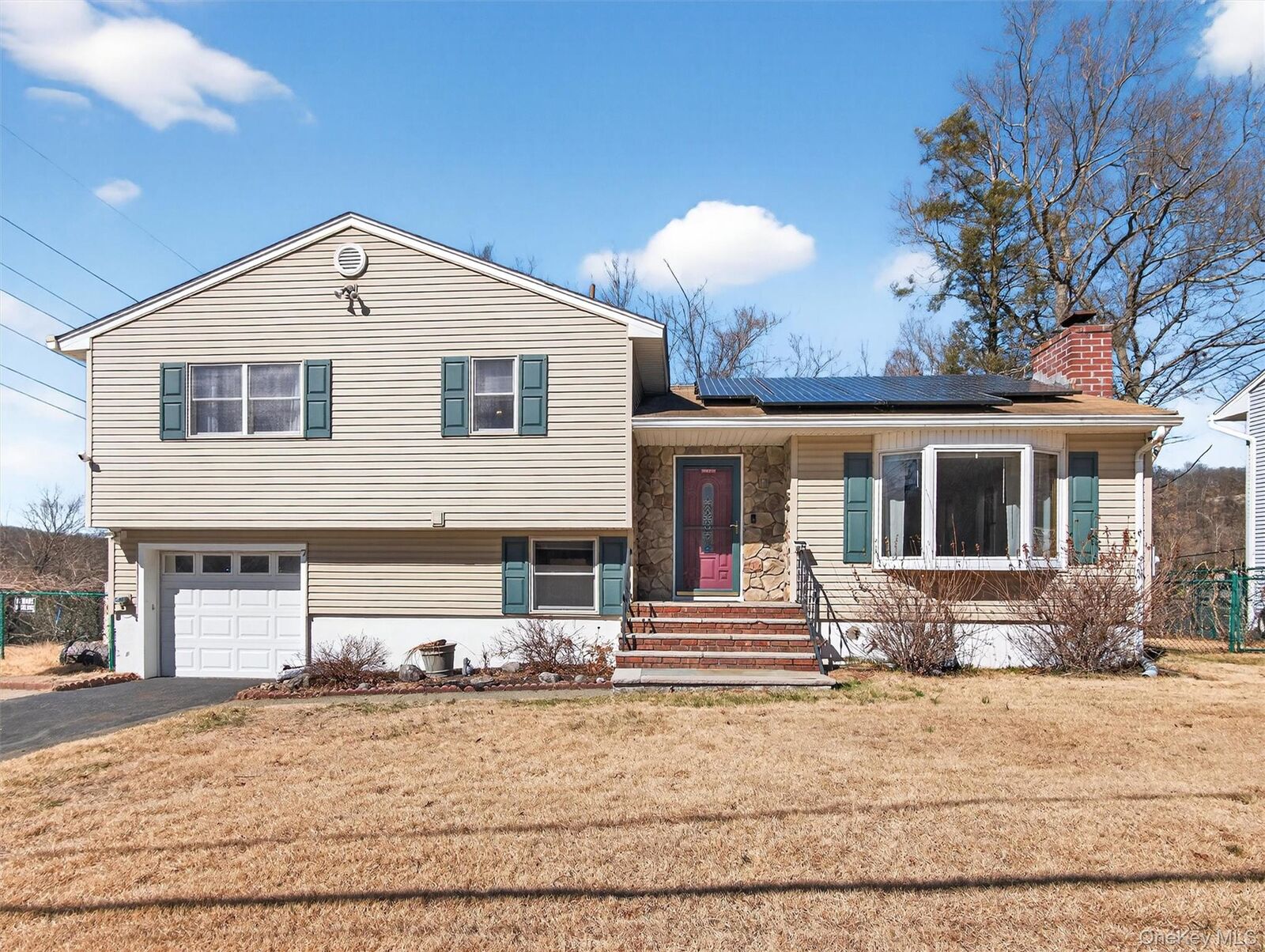 Property Photo:  7 Greenway E  NY 10974 