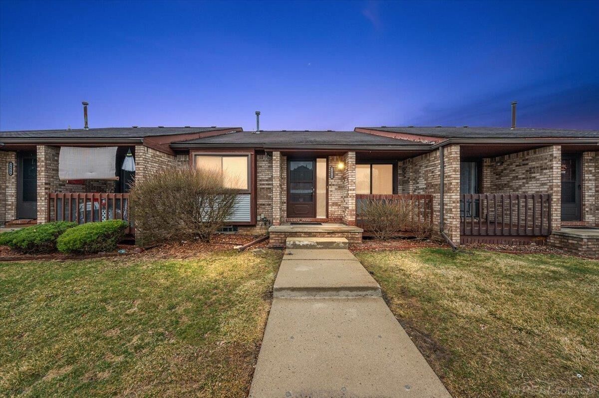 Property Photo:  34868 Mercer Lane  MI 48026 