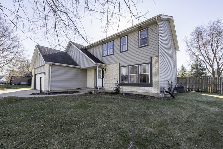 Property Photo:  514 Judith Court  IL 60096 