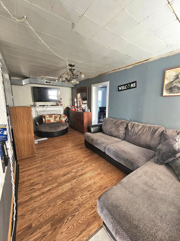 Property Photo:  5635 S California Avenue  IL 60629 