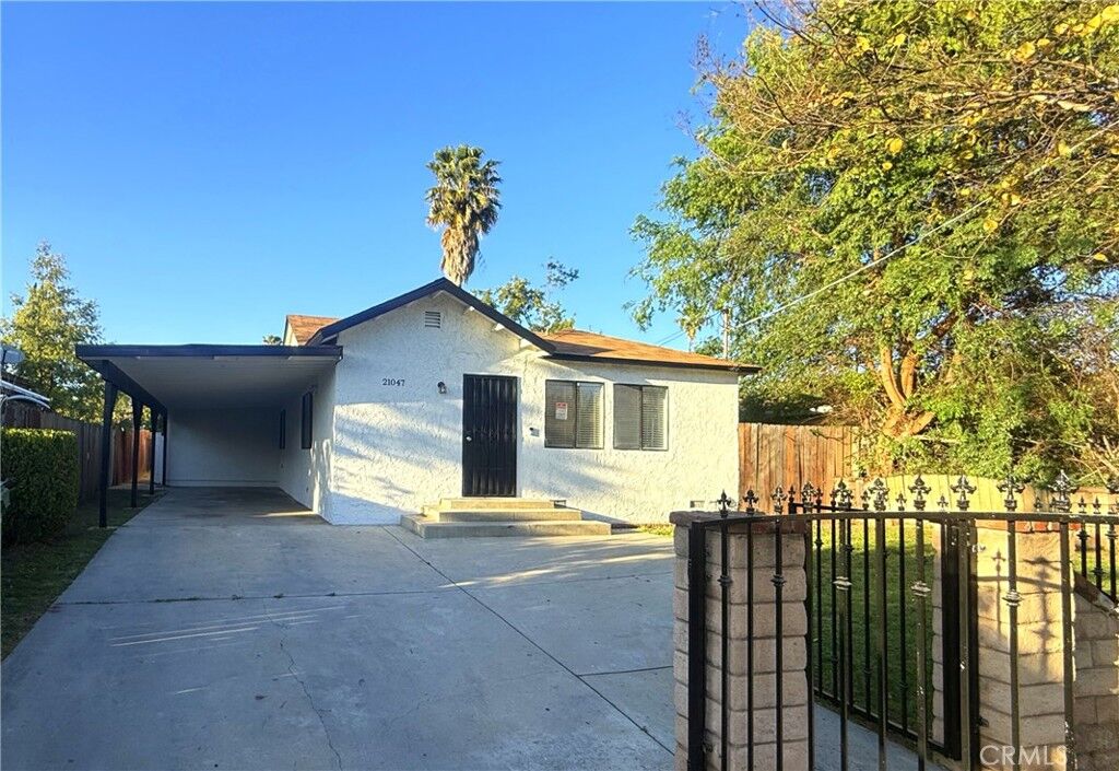 Property Photo:  21047 Runnymede Street  CA 91303 