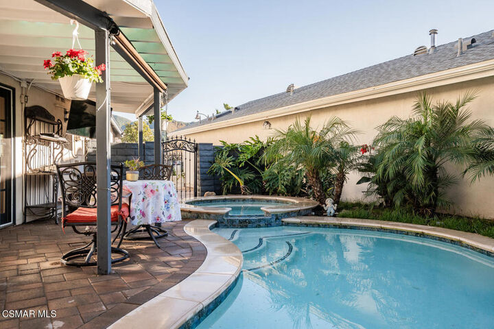 Property Photo:  5679 Slicers Circle  CA 91301 