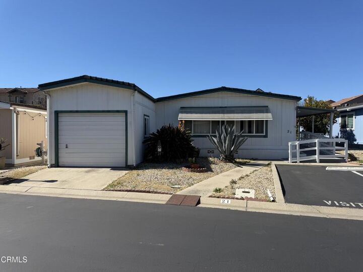 Property Photo:  21 Poinsettia Gardens Drive 21  CA 93004 