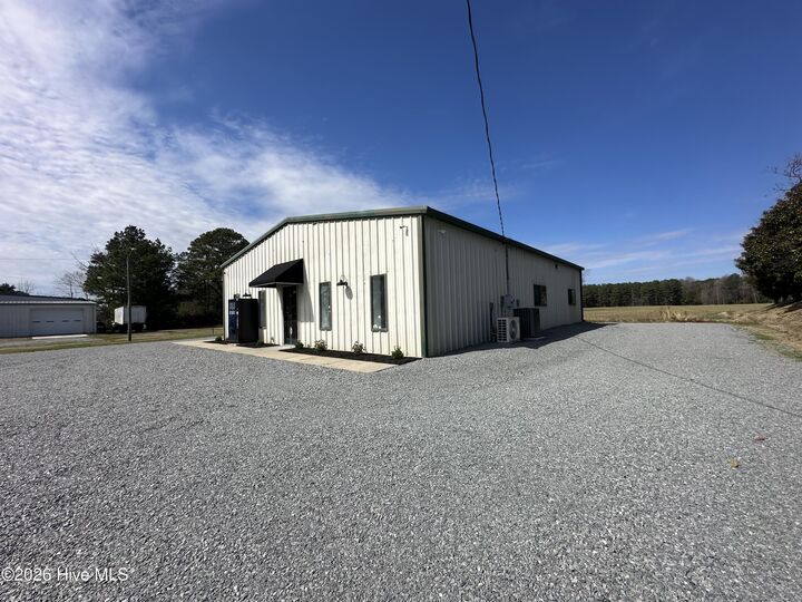 Property Photo:  902 W Main Street  NC 27855 