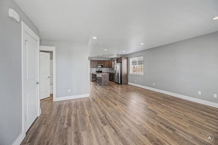 Property Photo:  1717 Leslie Avenue  MT 59601 