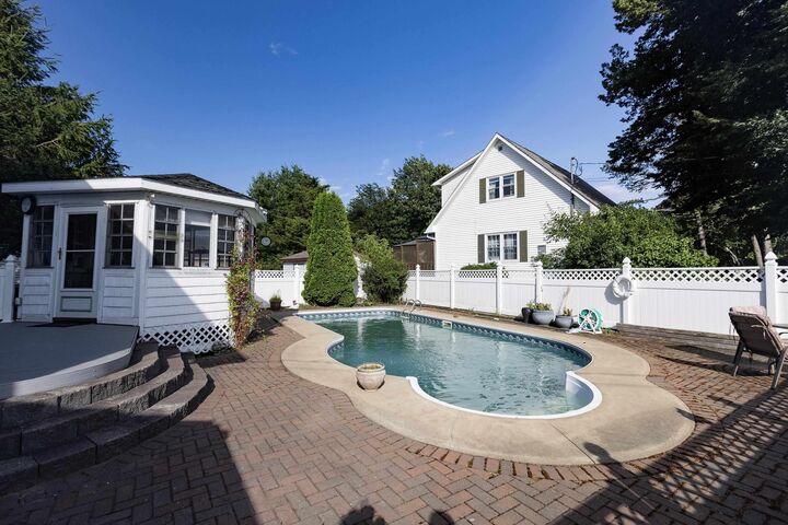 Property Photo: 193A Victoria Street E NS B4H 1Y8