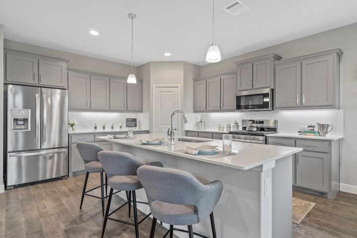 Property Photo: 105 Ringtrail Drive TX 76078