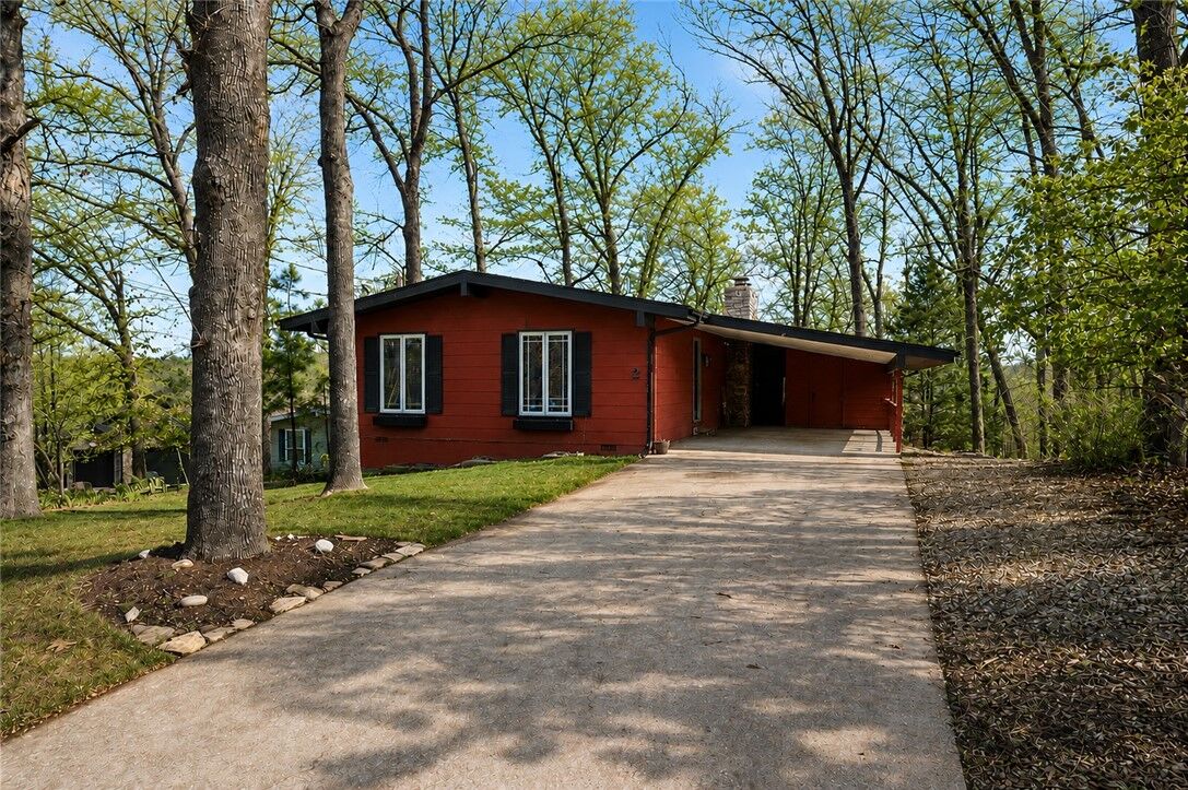 Property Photo:  2 Tilbury Lane  AR 72715 