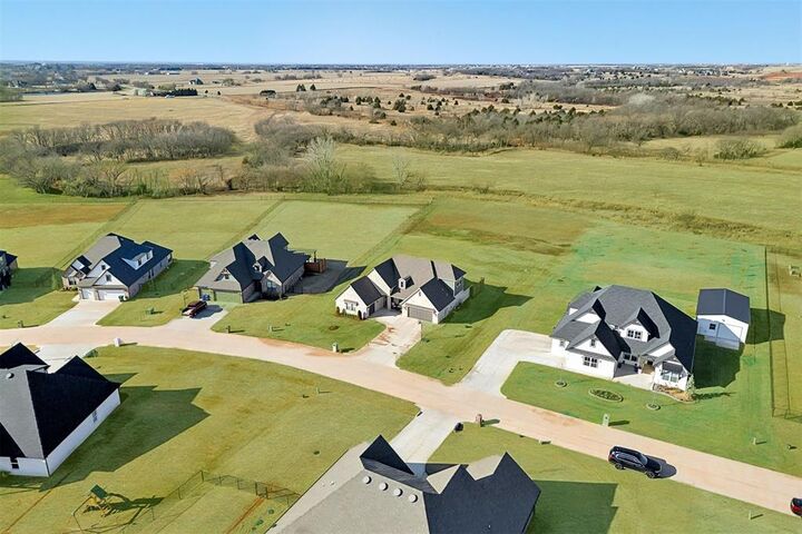 Property Photo:  14265 White Falls Lane  OK 73025 