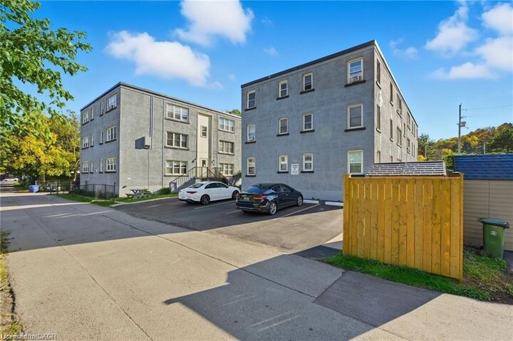 Property Photo: 1759 King Street E 33 ON L8K 1V6
