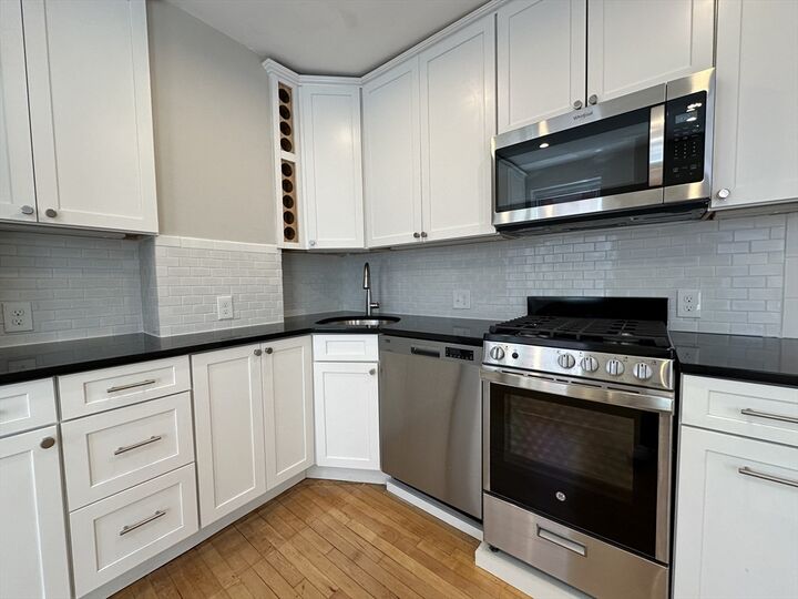 Property Photo:  33 Grove 2  MA 02114 