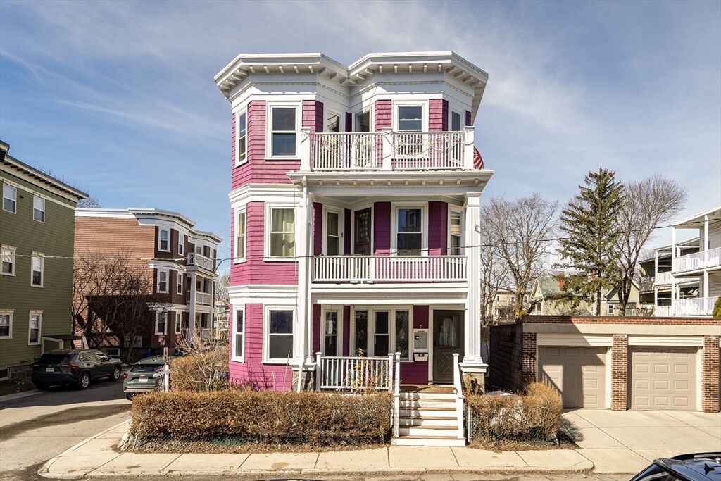 Property Photo:  7 Dawes Street  MA 02125 