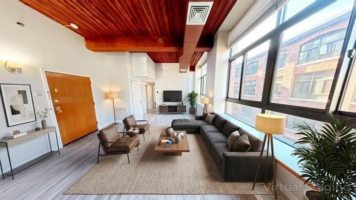 Property Photo:  10 Linwood St 204  MA 02148 