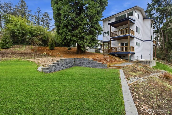 Property Photo: 5942 21st Avenue SW WA 98106