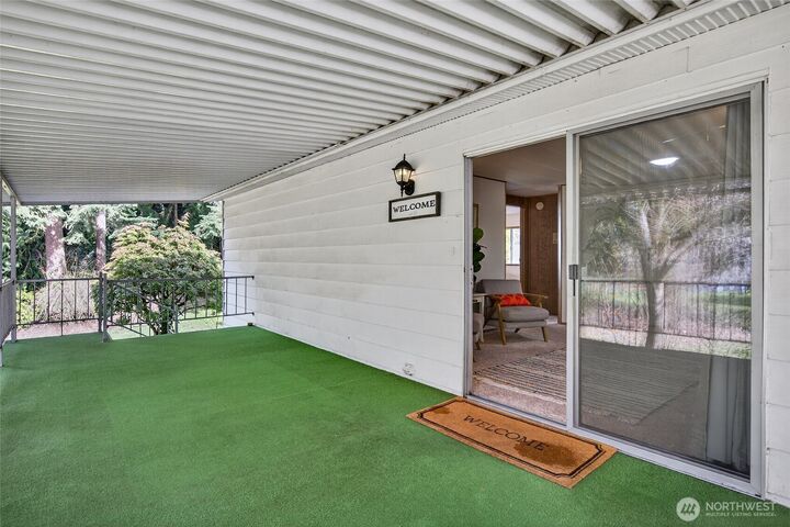 Property Photo:  3323  207th Place SE  WA 98012 