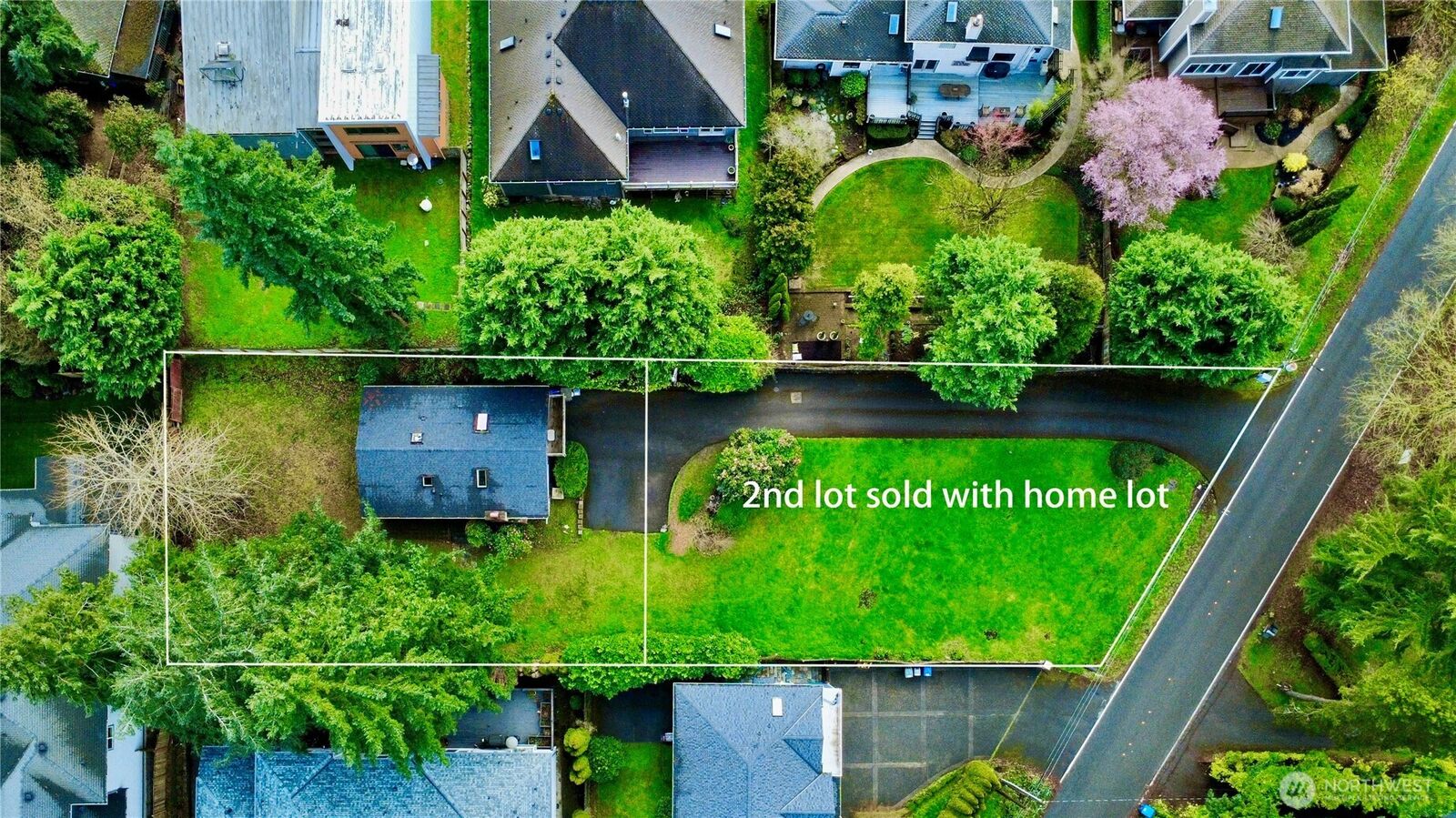 Property Photo:  3562  120th Avenue SE  WA 98006 