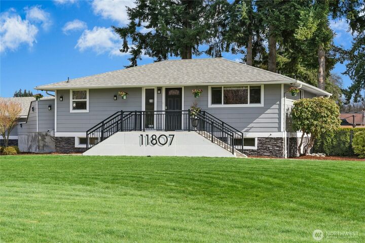 Property Photo:  11807  51st Avenue NE  WA 98271 