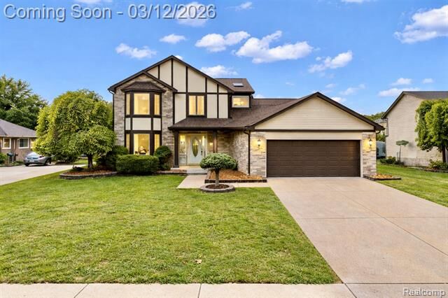 Property Photo:  2116 Hidden Trail Drive  MI 48314 