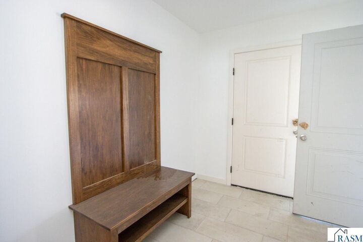 Property Photo:  11 Sunset Court  MN 56003 