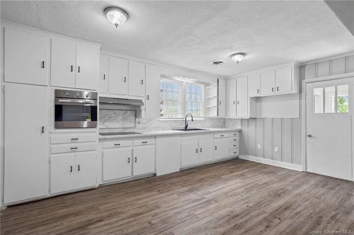 Property Photo:  1103 Oklahoma Street  LA 70607 