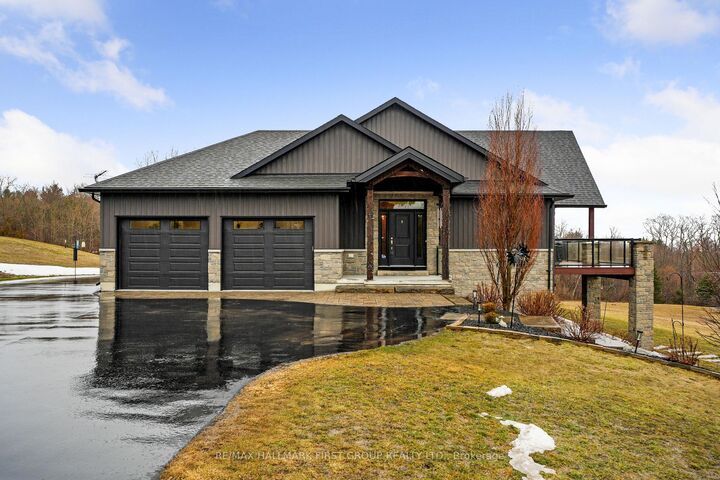 667 Huff Road — photo 1