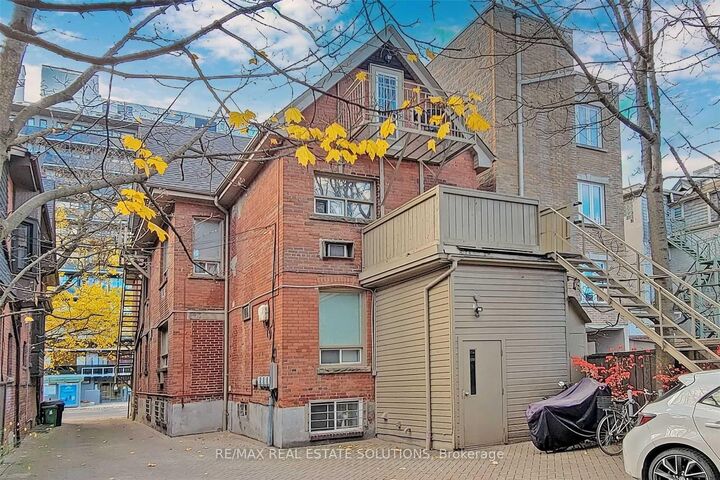 Property Photo: 93 Spadina Road ON M5R 2T1