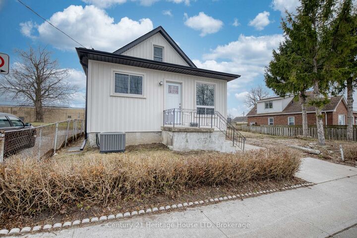 Property Photo: 64 Patricia Street ON L2V 3W1